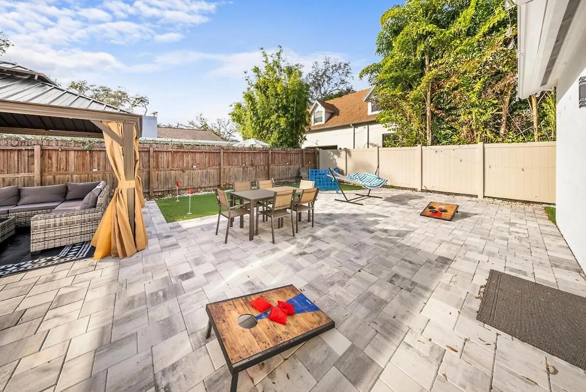Fun Oasis! Private Pool, Hammock, Golf & Grill! Διαμέρισμα Τάμπα