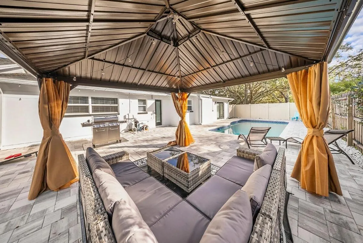 Fun Oasis! Private Pool, Hammock, Golf & Grill! Διαμέρισμα Τάμπα 0*,  Ηνωμένες Πολιτείες της Αμερικής