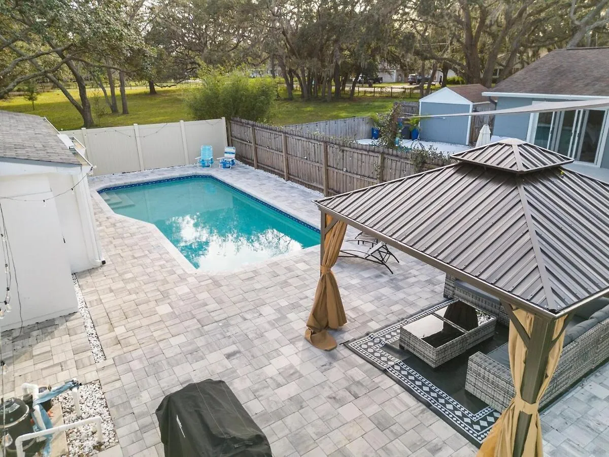 Fun Oasis! Private Pool, Hammock, Golf & Grill! Διαμέρισμα Τάμπα