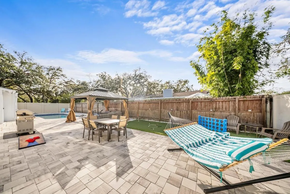 Fun Oasis! Private Pool, Hammock, Golf & Grill! Διαμέρισμα Τάμπα